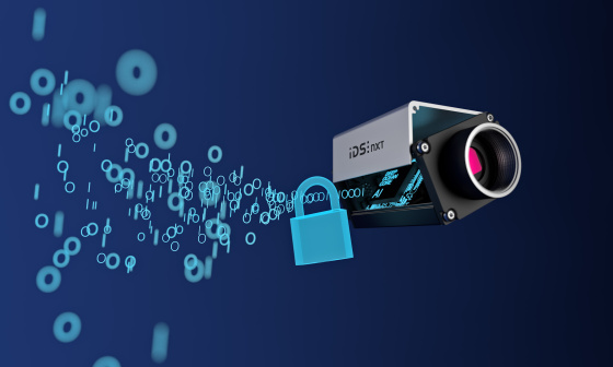 IDS NXT 開放式外殼「KI」，左側為代碼和鎖